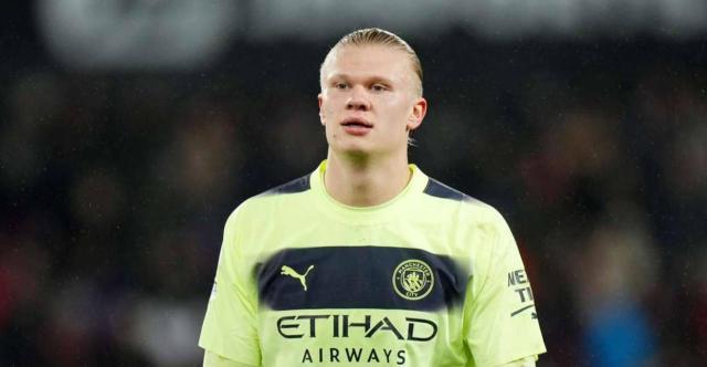 对一名处于 对一名处于